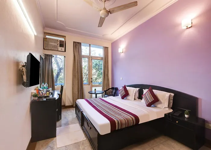 Hotel City Centre Inn Near Nizamuddin Railway Station