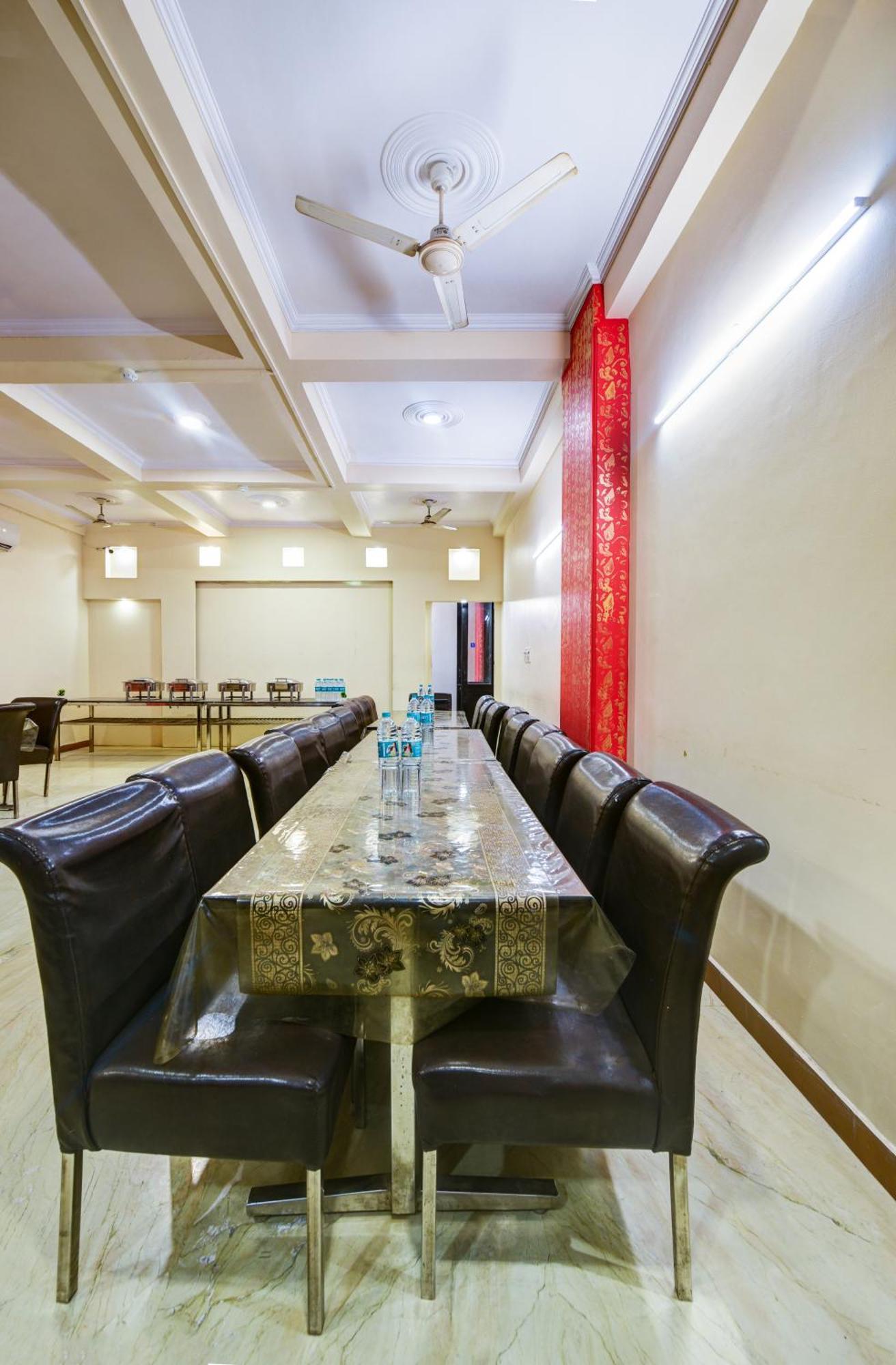 Centre 3* New Delhi