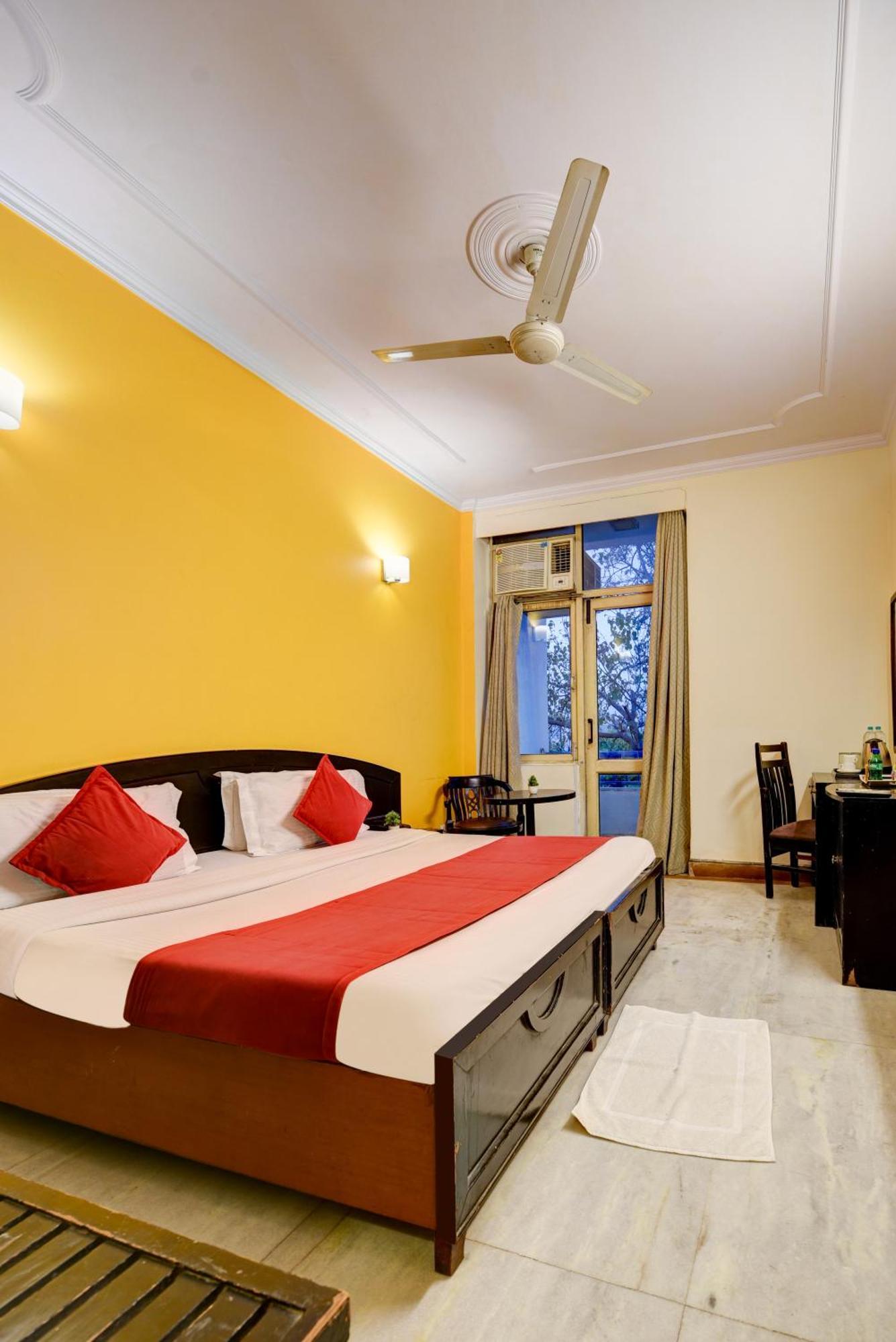 Hotel Centre 3*